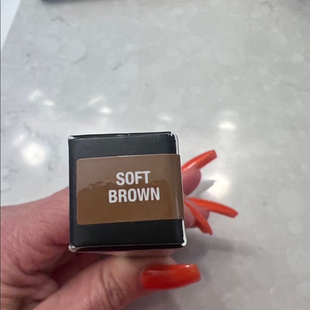 Anastasia Beverly Hills Brow Wiz in soft brown - Picture 3 of 3